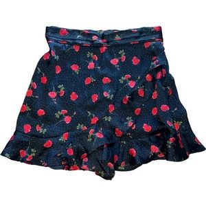ZARA NWT Red & Black women’s/girl floral polka dot high waisted skort size small